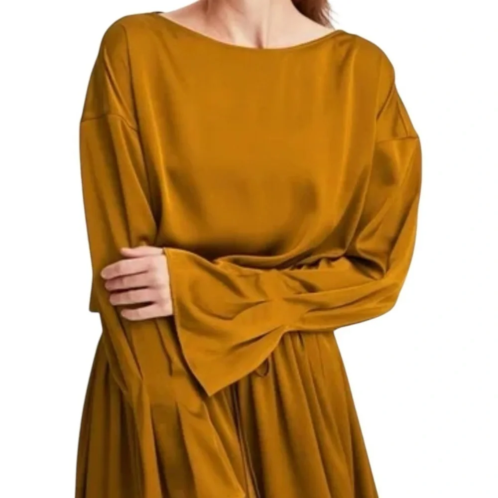 NAP‎ lounge Wear Free Flowing Cropped Top Pleated Sleeve in Warm Amber